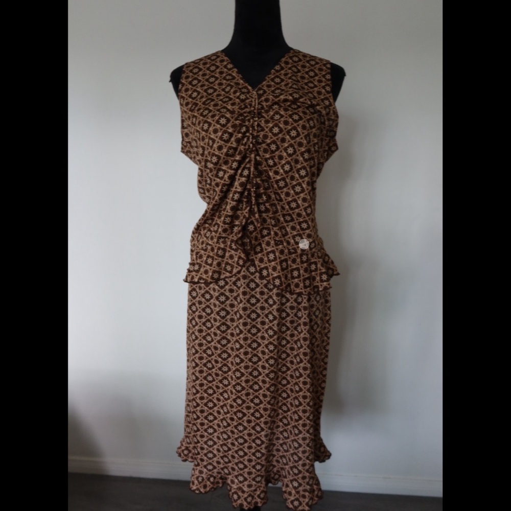 VINTAGE 90’S BROWN TOP AND SKIRT